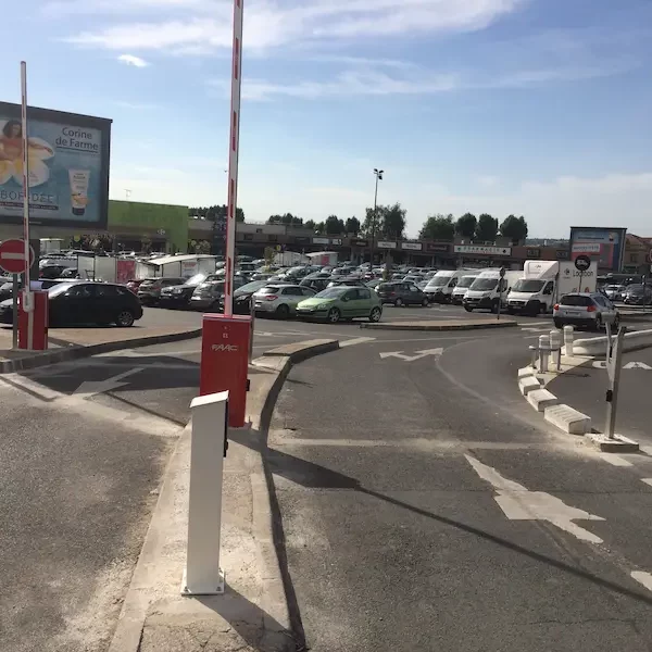 Barrière levante automatique - JCD Services